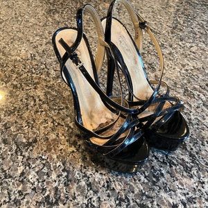 Chinese Laundry Tippy Tops